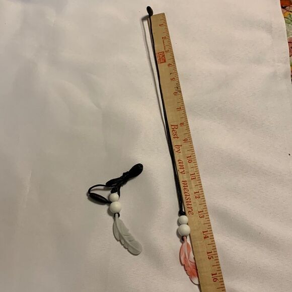 Feather necklaces with pop closures - Picture 1 of 5